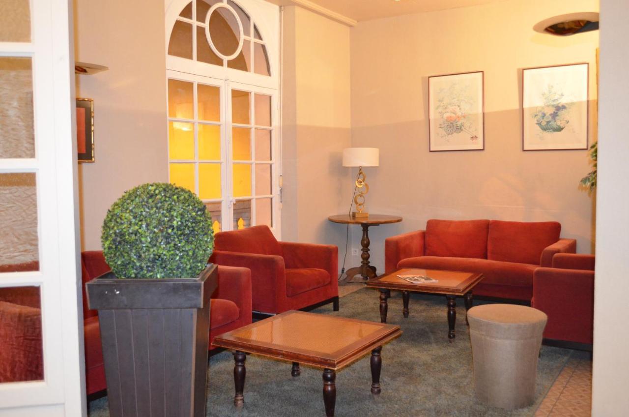 Hotel Aneto Lourdes Ngoại thất bức ảnh