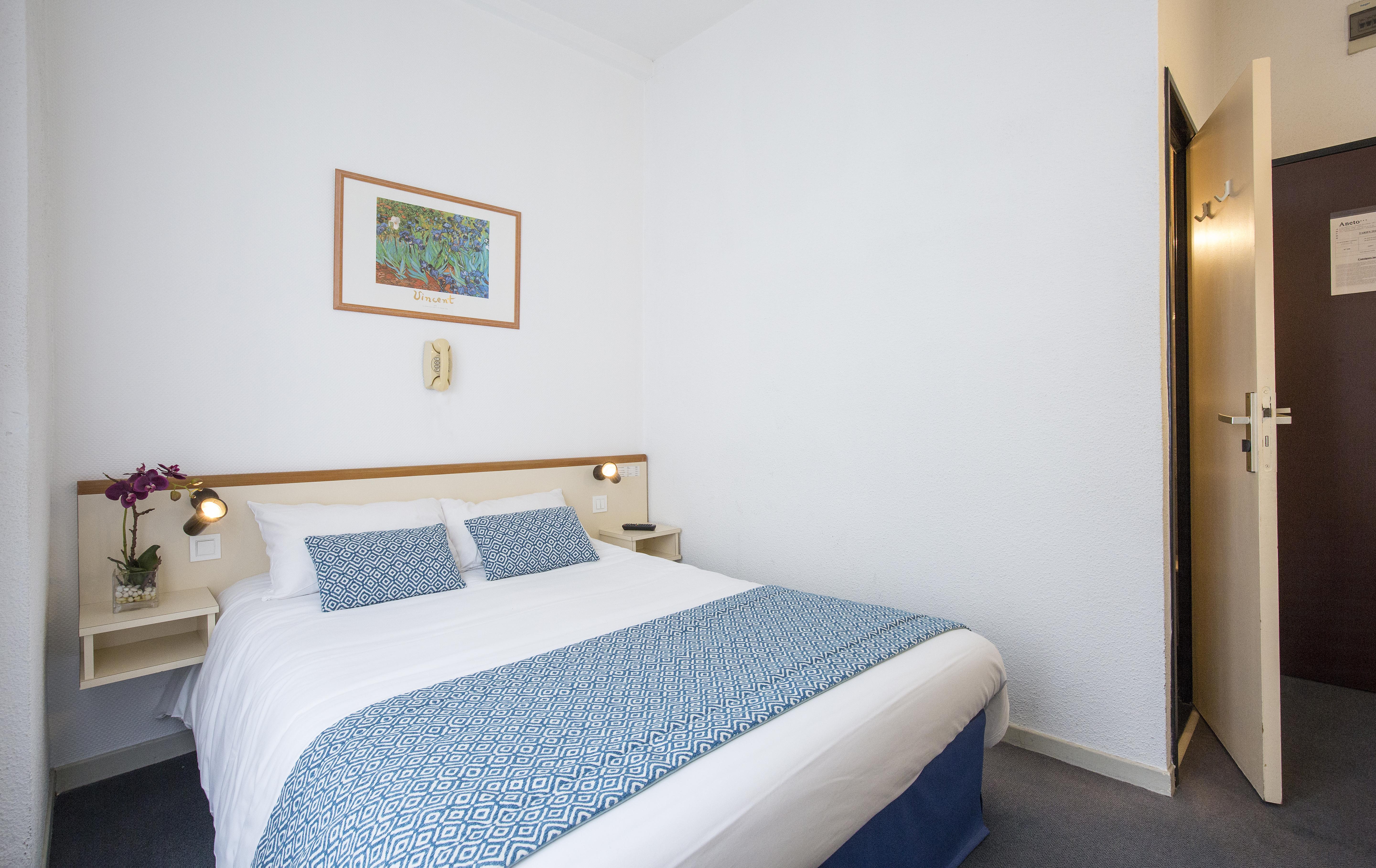 Hotel Aneto Lourdes Ngoại thất bức ảnh