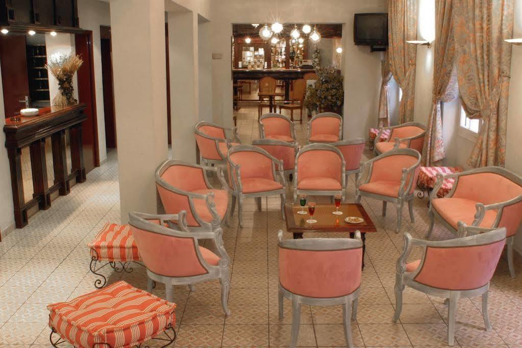 Hotel Aneto Lourdes Ngoại thất bức ảnh